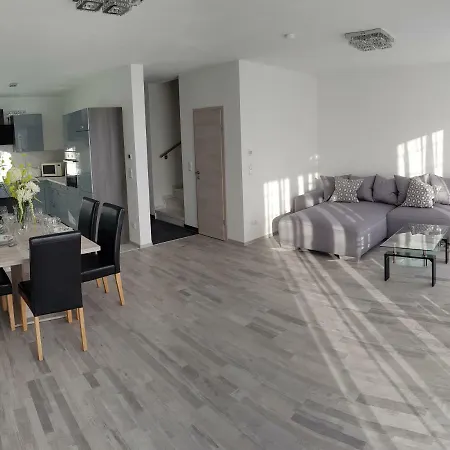 Apartment Grosses In Hannover Messe Naehe *