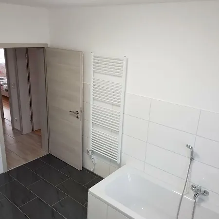 Grosses In Hannover Messe Naehe Appartement Sarstedt