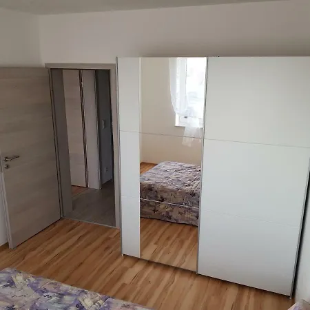 Grosses In Hannover Messe Naehe Apartment Sarstedt
